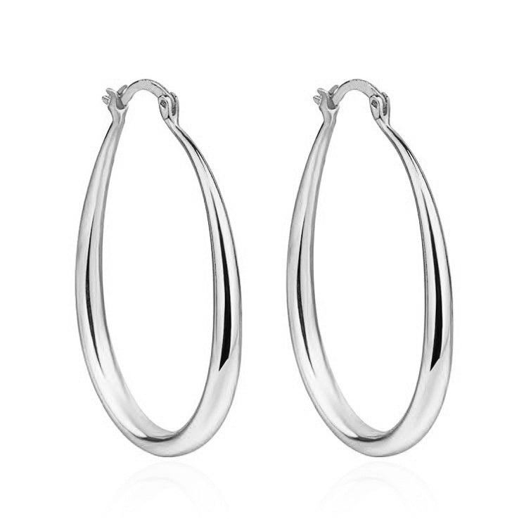 Oval hoop earrings