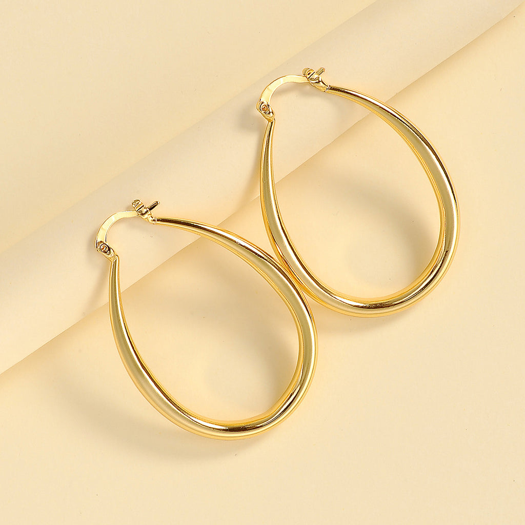 Oval hoop earrings