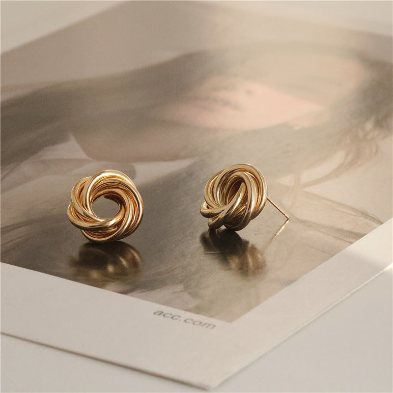 Winding Geometric Hollow Earrings